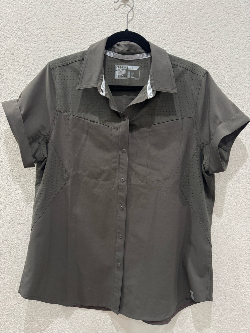 5.11 Tactical Womens L Olive Green Short Sleeve Button Down Performance Shirt